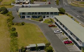 Ruakaka Beach Front Motel
